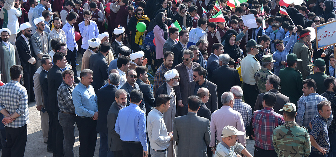 حضور دانشگاهیان دانشگاه سلمان فارسی کازرون در راهپیمایی یوم‌الله ۱۳ آبان