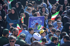 حضور دانشگاهیان دانشگاه سلمان فارسی کازرون در راهپیمایی یوم‌الله ۱۳ آبان