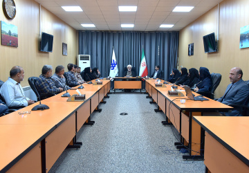 کارگاه آشنایی با قوانین و مقررات رسیدگی به تخلفات اداری کارکنان برگزار شد