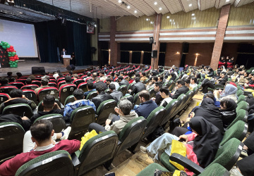 دانشجویان، صاحبان اصلی دانشگاه هستند