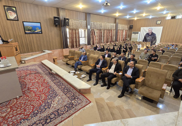 برپایی نشست مشترک رئیس و اعضاء هیئت رئیسه با کارکنان دانشگاه سلمان فارسی کازرون