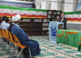 برپایی ویژه برنامه هفته دفاع مقدس در دانشگاه سلمان فارسی کازرون