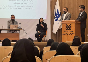 افزایش آگاهی دانشجویان دانشگاه سلمان فارسی کازرون درخصوص  شیوه‌های پیشگیری از خودکشی و مداخله در آن