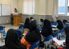 آشنایی دانشجویان دانشگاه سلمان فارسی کازرون با اصول تغذیه سالم در دوران دانشجویی