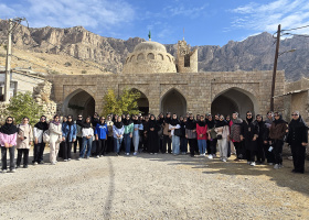 نودانشجویان دانشگاه سلمان فارسی کازرون با برخی از جاذبه‌های تاریخی، طبیعی و مذهبی کازرون آشنا شدند