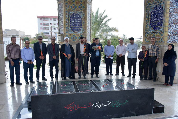دکتر فارسی‌نژاد با تجدید میثاق با شهداء، فعالیت خود را در دانشگاه سلمان فارسی کازرون آغاز کرد