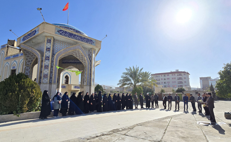 گلباران قبور مطهر شهدا گمنام توسط دانشگاهیان کازرون
