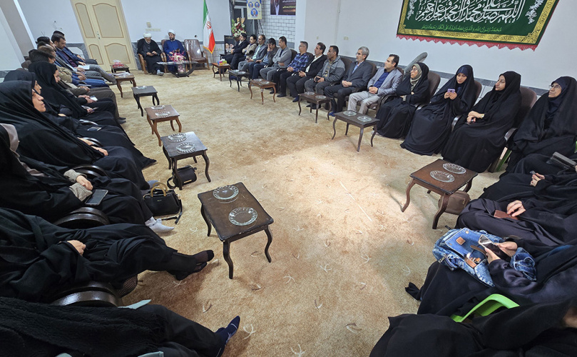 دیدار دانشگاهیان کازرون با امام جمعه شهرستان